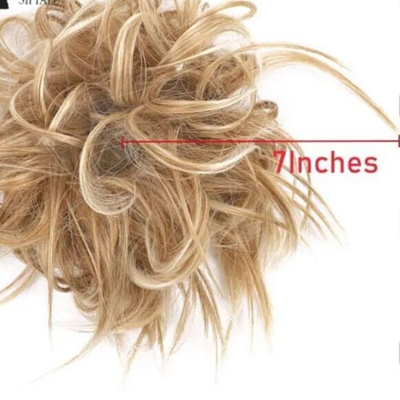 NWOT Messy Bun Hair Tie - Picture 3 of 4